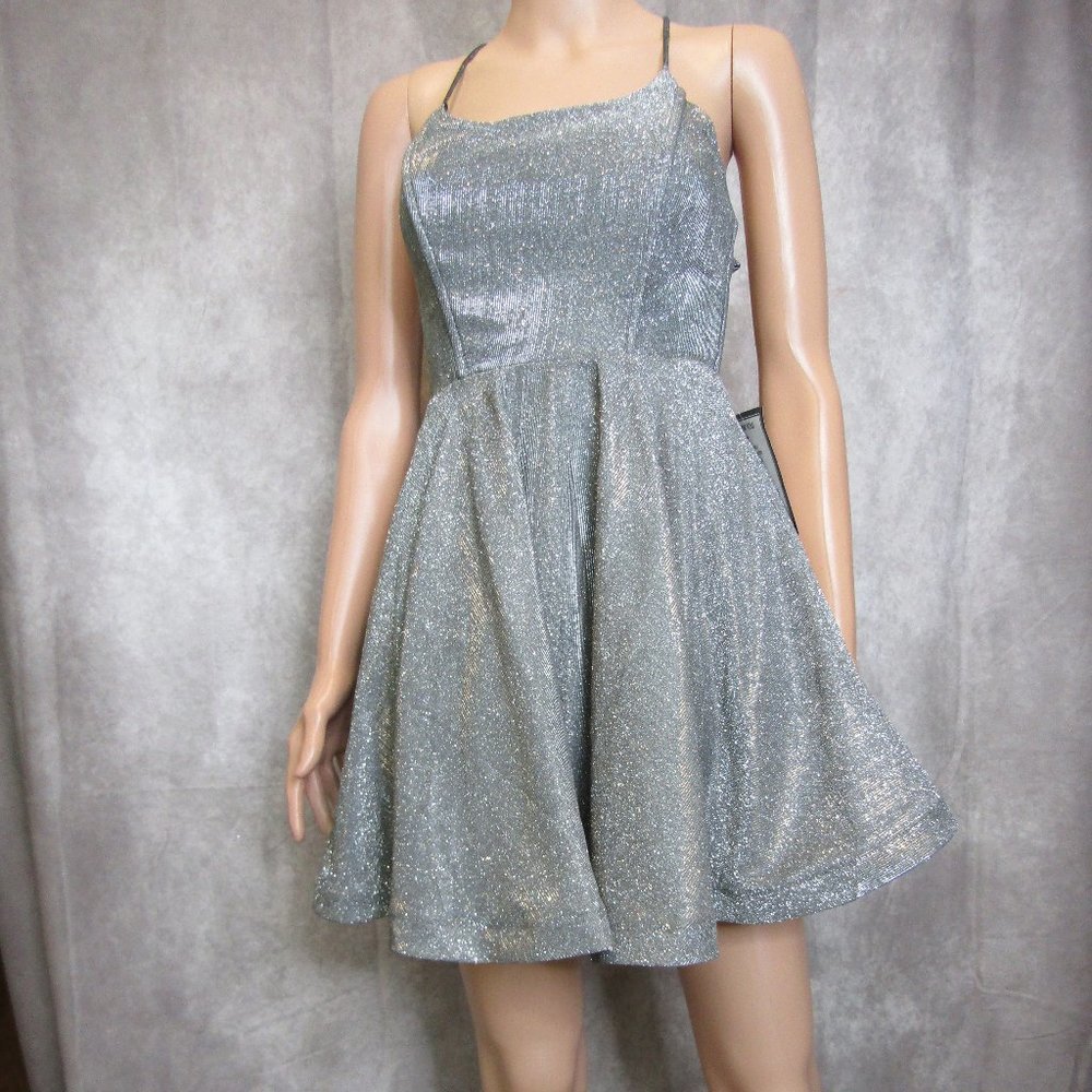Speechless Metallic Lace Up Back Special Occasion - Picture 3 of 5